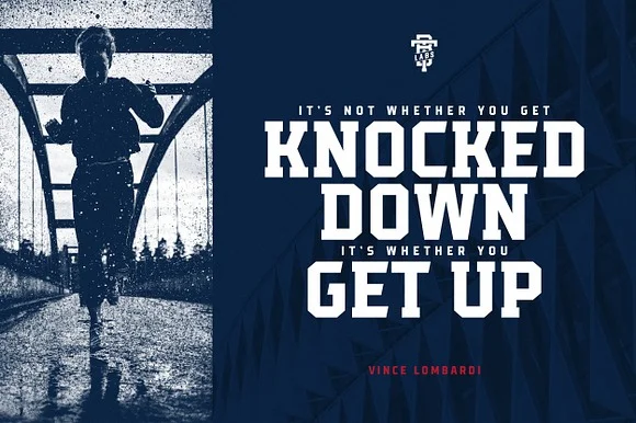 3 Outlast Display Font