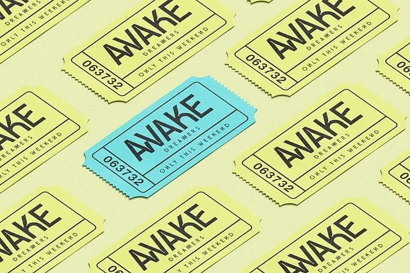 4 Refract Edgy Font Family